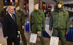 Macierewicz do ruchów proobronnych: Waszą partią jest Polska