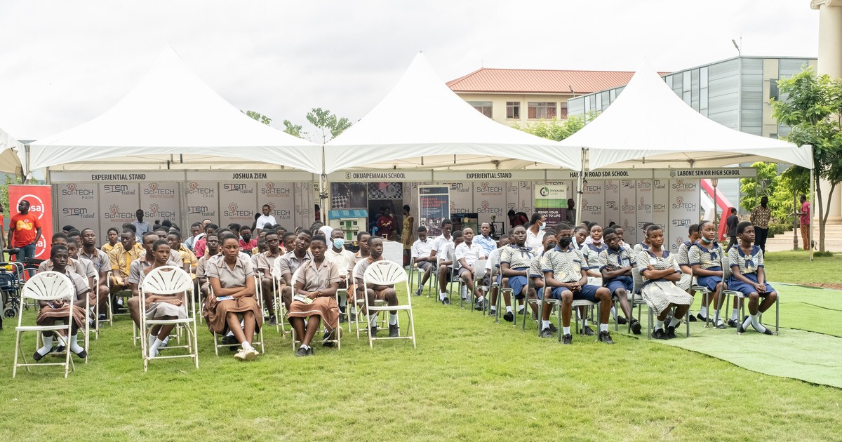 10 secondary schools take up projects on transforming waste into reusable products - Vimarsana News