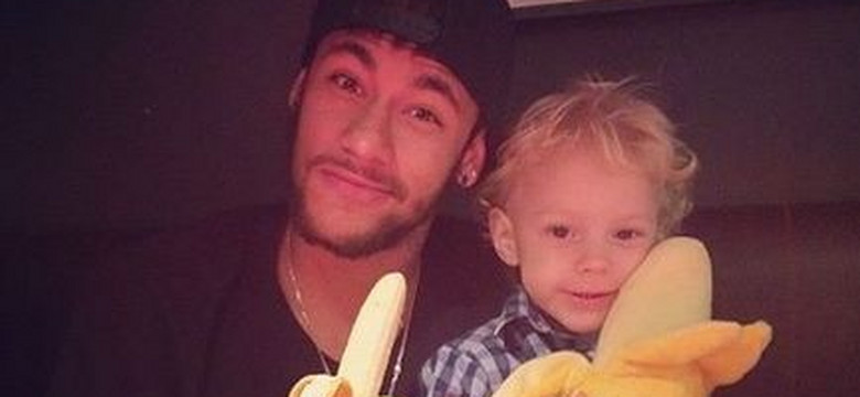 Spontaniczna akcja z bananem? Alves i Neymar planowali to od tygodni