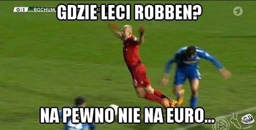 Lewandowski Supermanem, Robben znów nurkował! MEMY