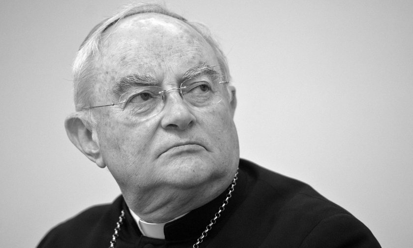 Abp Henryk Hoser Nie Zyje Zmarl W Wieku 78 Lat Po Chorobie