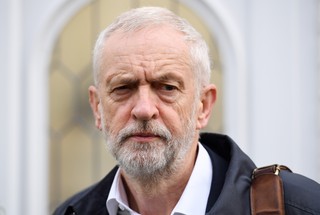 Corbyn zgadza się na przedterminowe wybory