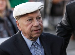 "Tak sobie myślę" czyli Jerzy Stuhr w chorobie o życiu