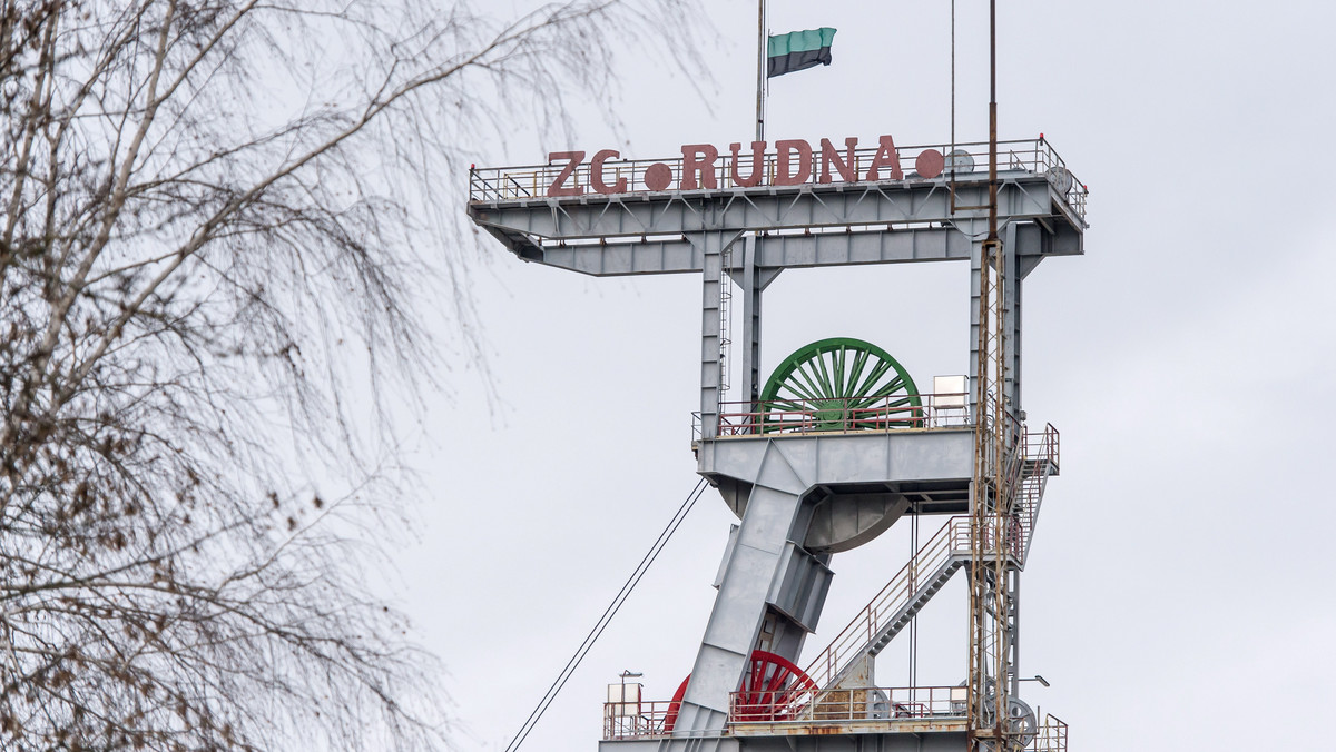 Prezydent Andrzej Duda, dziś po powrocie do kraju z wizyty w Szwecji, uda się do Polkowic. Chce spotkać się m.in. z zarządem kopalni KGHM Rudna, w której doszło do katastrofy – poinformował dyrektor prezydenckiego biura prasowego Marek Magierowski.