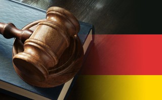 Pierwsze takie postanowienie w Niemczech. Sąd: Telewizja ma przeprosić za 'polskie' obozy