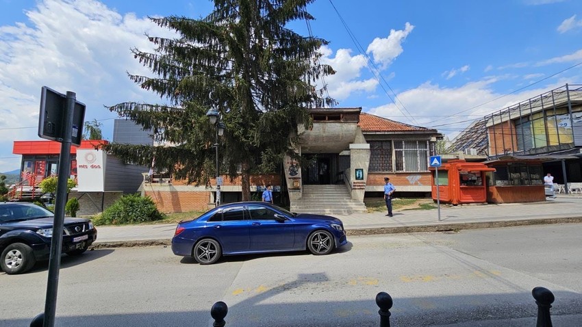 Kosovska policija upala u prostorije "Pošte Srbije" na severu KiM