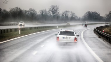 nadchodzi nagłe ochłodzenie. kiedy będzie najzimniej we wrocławiu?