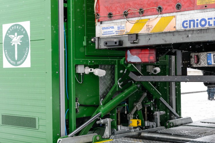 Mobilna stacja diagnostyczna Wojewódzkiego Inspektoratu Transportu Drogowego we Wrocławiu