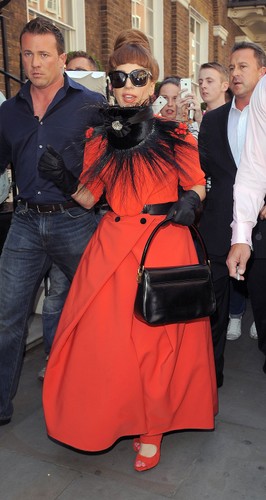 Lady GaGa podczas spaceru w Londynie
