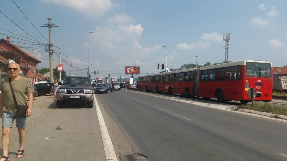 Blokirana i vozila gradskog prevoza