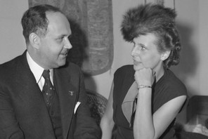 Leni Riefenstahl i Georg Gyssling podczas przyjęcia, w którym wzięło udział prawie stu gości, Los Angeles, 7 stycznia 1939 roku