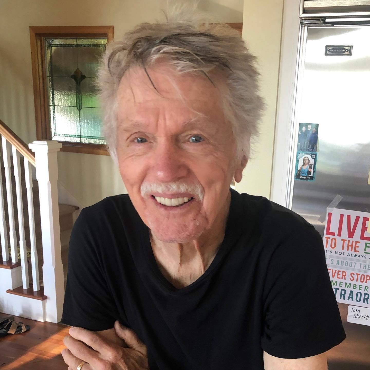 Americký herec Tom Skerritt. 