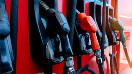 Bedőlhet a biztonságos ellátás: a Mol a jövő héttől nem szállít üzemanyagot a kis benzinkutaknak – videó