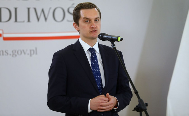 Wiceminister sprawiedliwości Sebastian Kaleta poinformował o zakażeniu koronawirusem