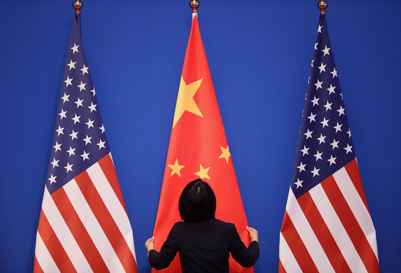 USA powinny natychmiast zaprzestać ingerencji w wewnętrzne sprawy Chin – powiedziała dziennikarzom Hua na rutynowym briefingu w Pekinie.
