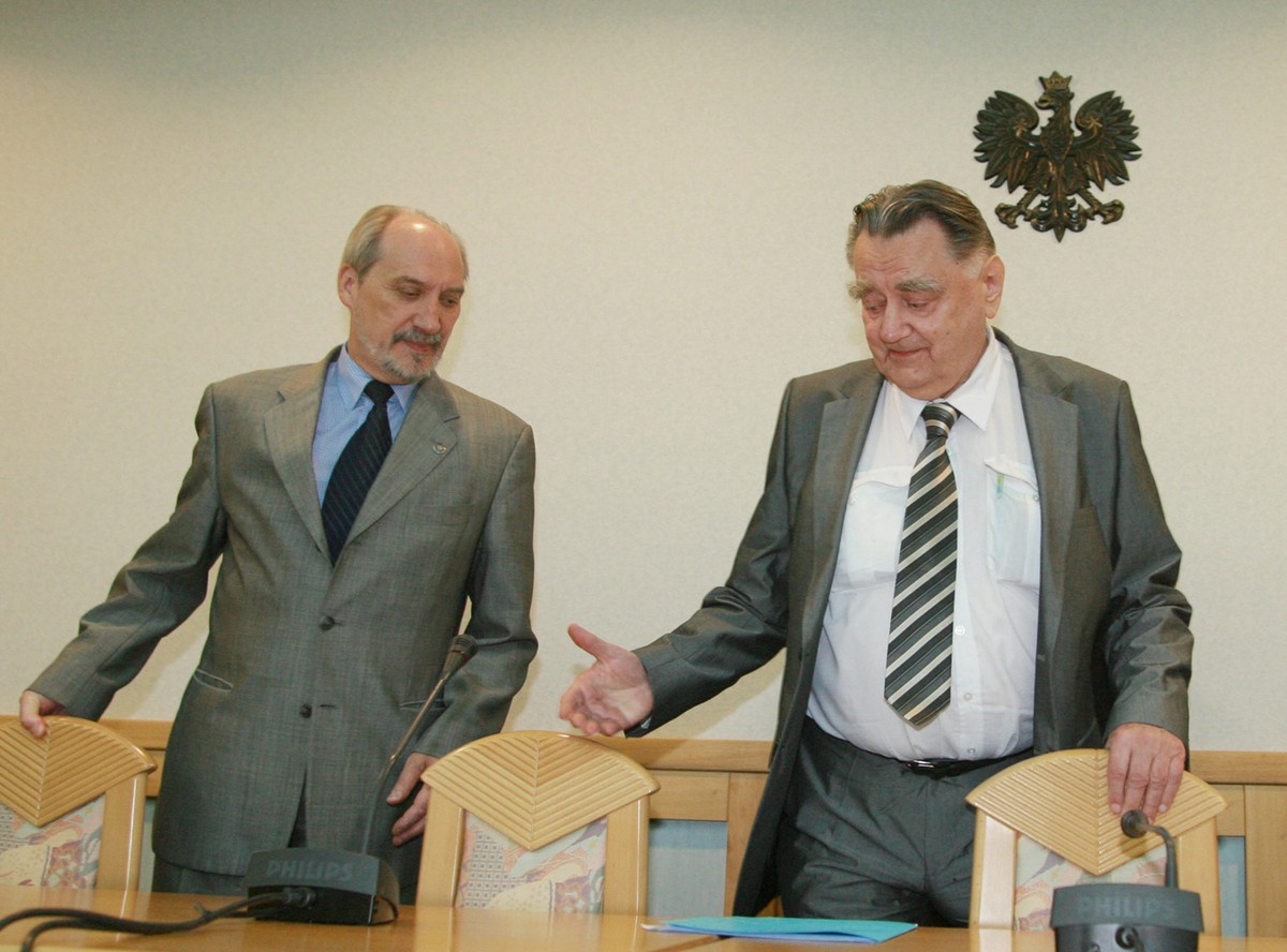 macierewicz olszewski