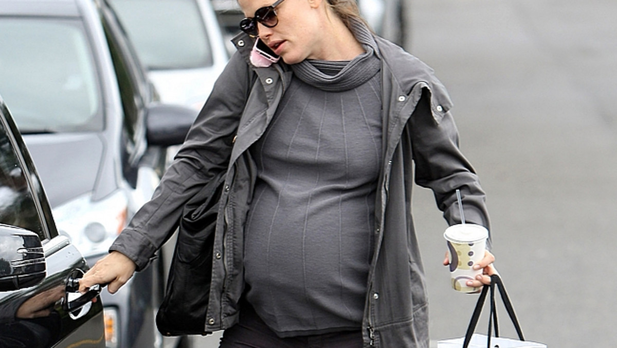 Jennifer Garner w dziewiątym miesiącu ciąży - zajawka