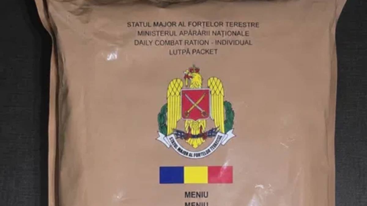 Rațiile de hrană ale militarilor români, de vânzare pe internet. Cât costă mâncarea destinată soldaților