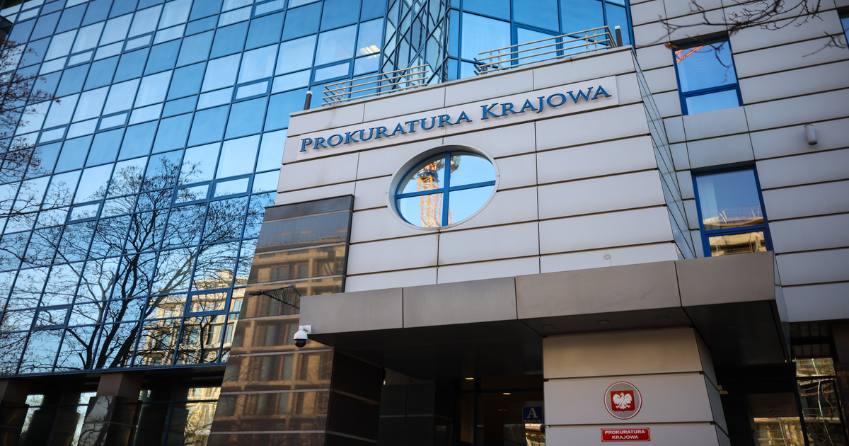 Śledztwo smoleńskie: Nowe kierownictwo i mniej prokuratorów