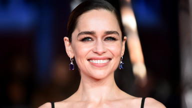 Emilia Clarke w ogniu krytyki. Aktorka "śmie" starzeć się naturalnie i nie używać botoksu