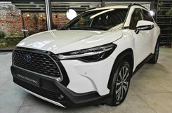Toyota Corolla Cross już w Polsce. Cena i hybryda 5. generacji sensacją
