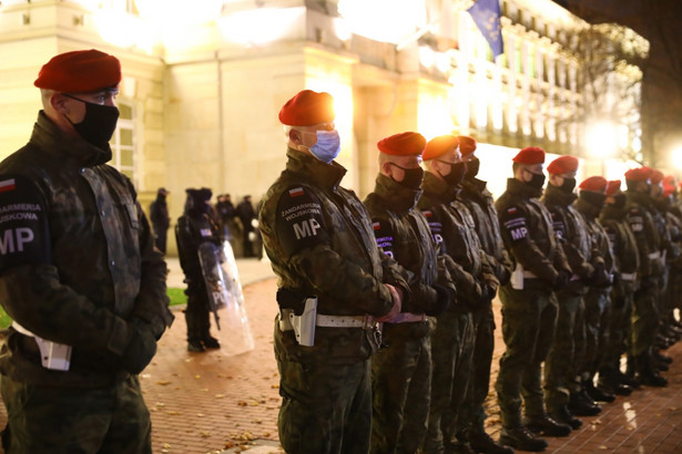 Rząd chce, by zewnętrzne firmy ochrony w MON były kontrolowane przez Żandarmerię Wojskową