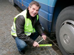 Włodarczyk w gipsie. Szczęście, że żyje