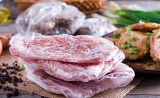 Mięso z Niemiec zaleje polski rynek? Ceny wieprzowiny będą spadać