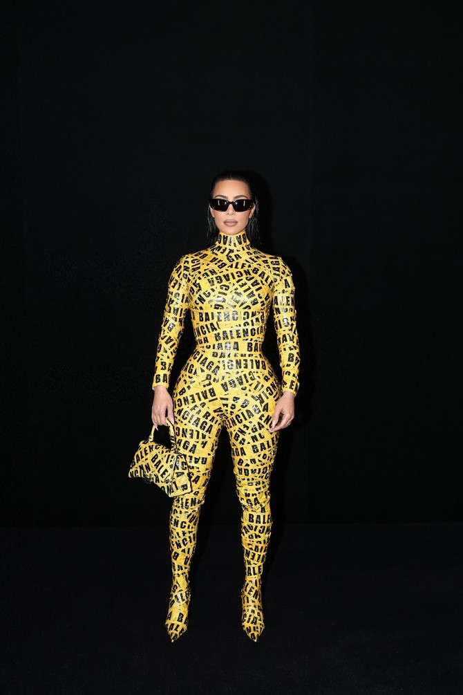 Kim Kardašijan na Balenciaga reviji 
