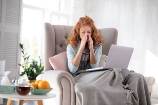 Kiedy pracodawca może zwolnić pracownika na chorobowym?