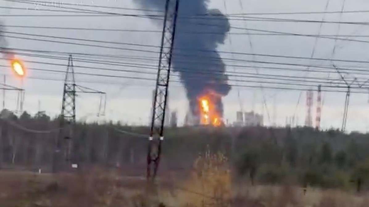Ucraina a lovit pentru prima dată o instalație energetică din Hantî-Mansi, de unde provine 40% din petrolul Rusiei. Ținta este situată la 2.500 de kilometri de front