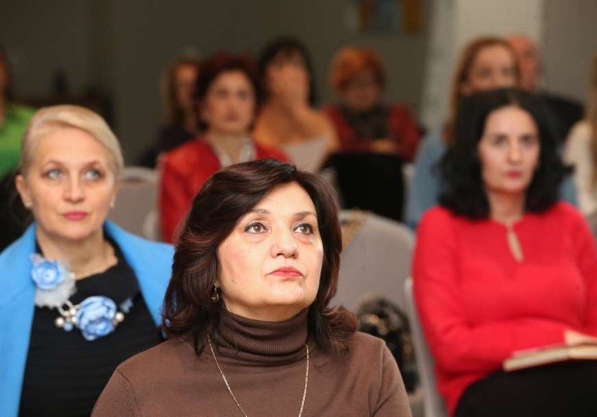 Vesna Ećim Zlojutro