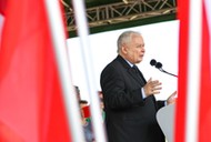 Szef PiS Jarosław Kaczyński na pikniku wojskowym w Uniejowie