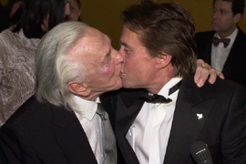 Kultni holivudski glumac bio SRBIN, unuk POPA DANILOVIĆA? TITO ga je kovao u zvezde, on pio ŠLJIVOVICU i obožavao SRPSKU MUZIKU: A kad je rekao šta misli o SRBIMA, sve je stalo - znate li ko je IŠUR DANIJELOVIČ?