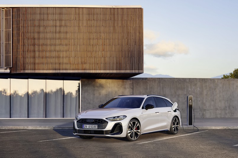 Audi A5 e-hybrid quattro