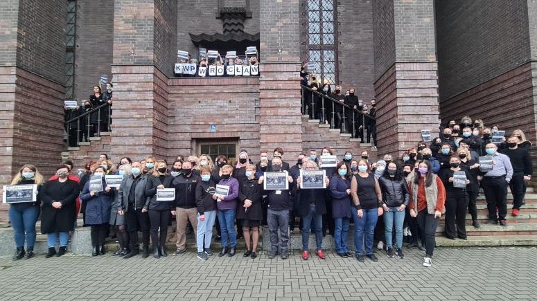 Protest pracowników KWP