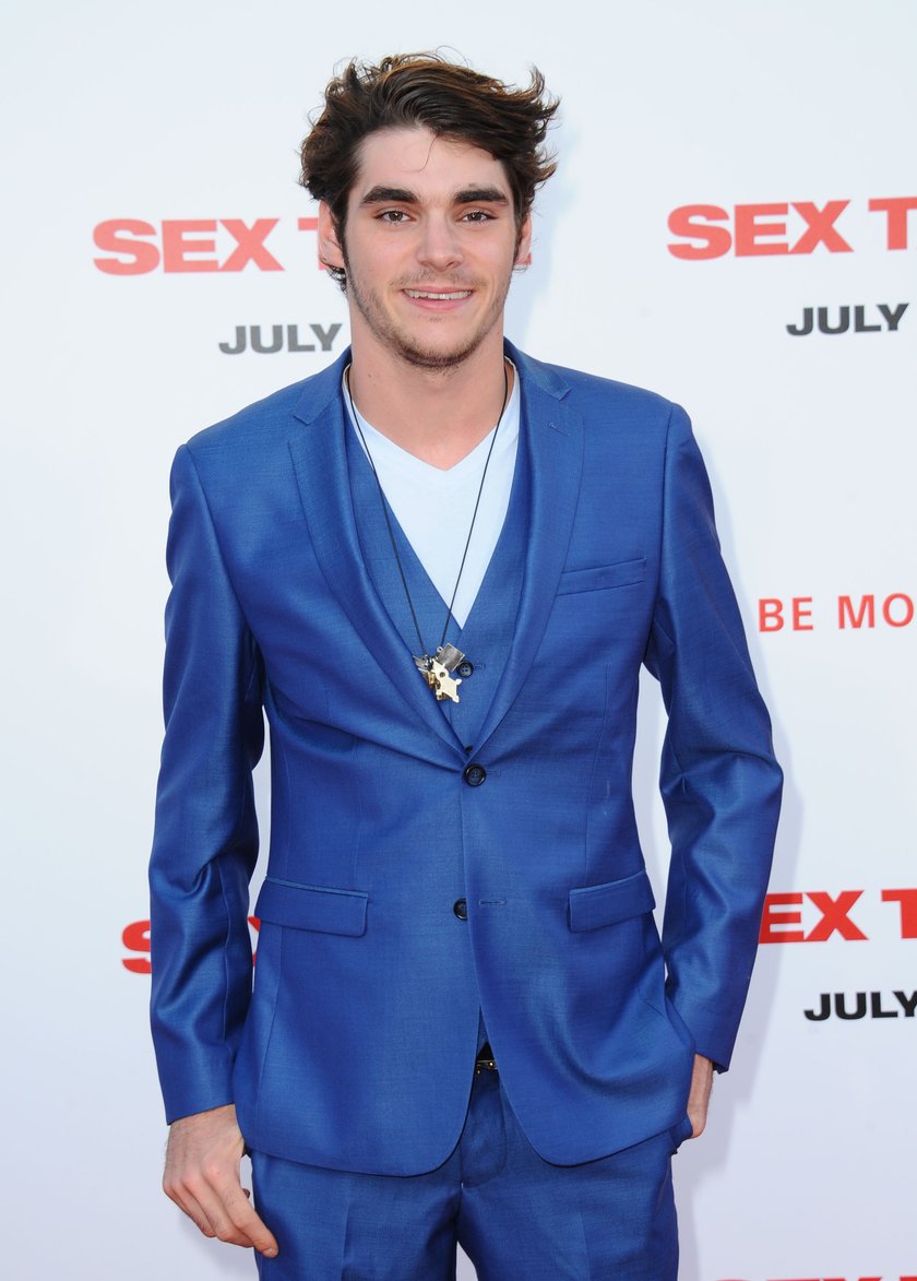 R.J. Mitte na czerwonym dywanie