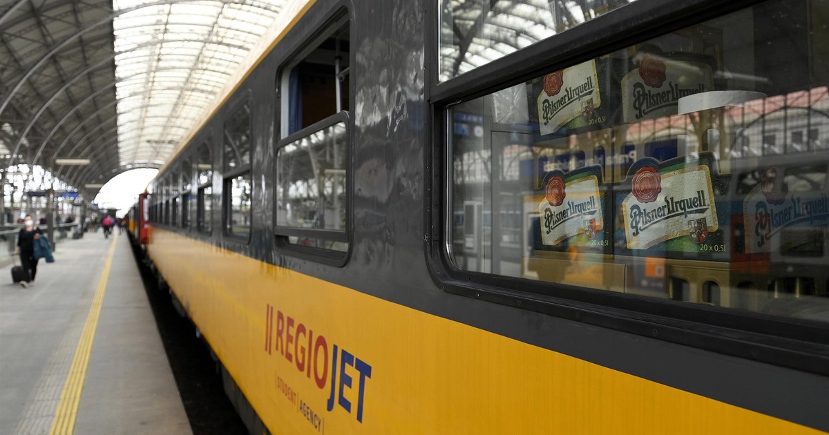 Kolejna wpadka RegioJet. Planowane połączenia zniknęły z rozkładu! Przewoźnik zapłaci pasażerom