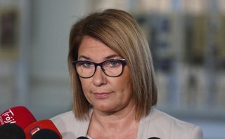 'Usunięcie seksisty z PO to za mało. Chamstwo legitymizował uśmiechem, uściskiem dłoni rzecznik PO Grabiec'. Mazurek domaga się dymisji