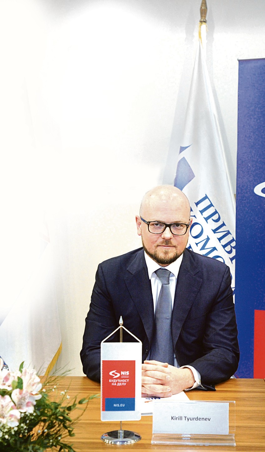 Direktoru Kirilu Tjurdenjevu naloženo da inženjere vrati na njihova radna mesta ili će protiv njega i NIS biti pokrenut sudski postupak