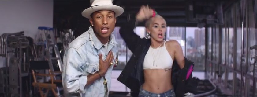 Miley Cyrus i Pharrell Williams w teledysku "Come Get It Bae"