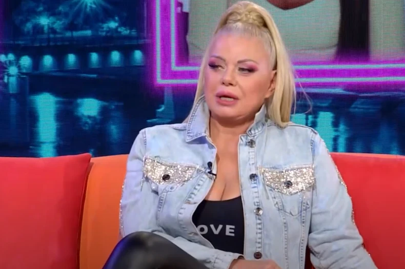 Zorana Pavić, Show se nastavlja