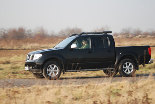 Nissan Navara 2.5D Platinum: Pikap dobry w każdej sytuacji