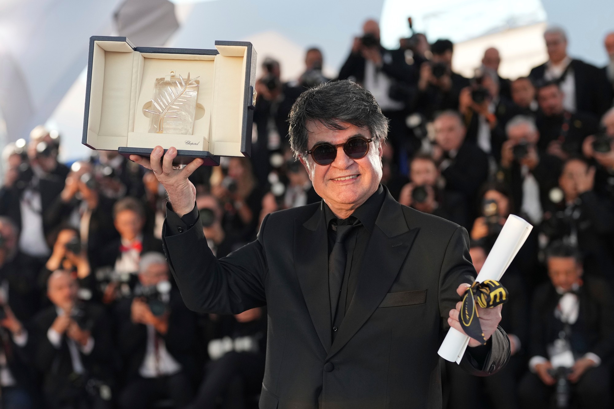 Zlatú palmu na festivale v Cannes získal film iránskeho režiséra Panahího.