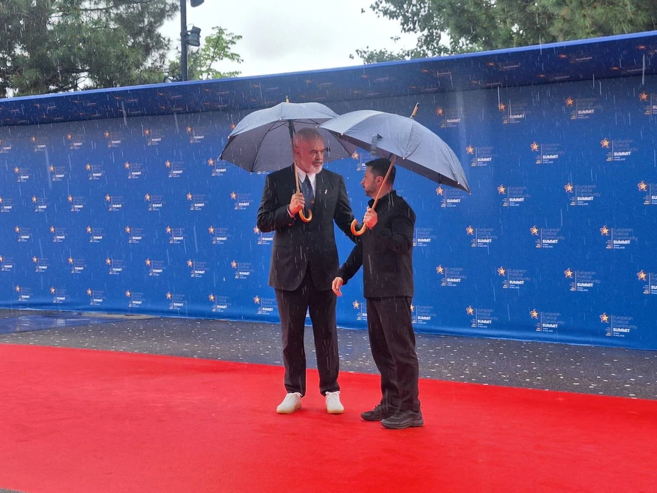 Edi Rama dočekuje Volodimira Zelenskog u Tirani