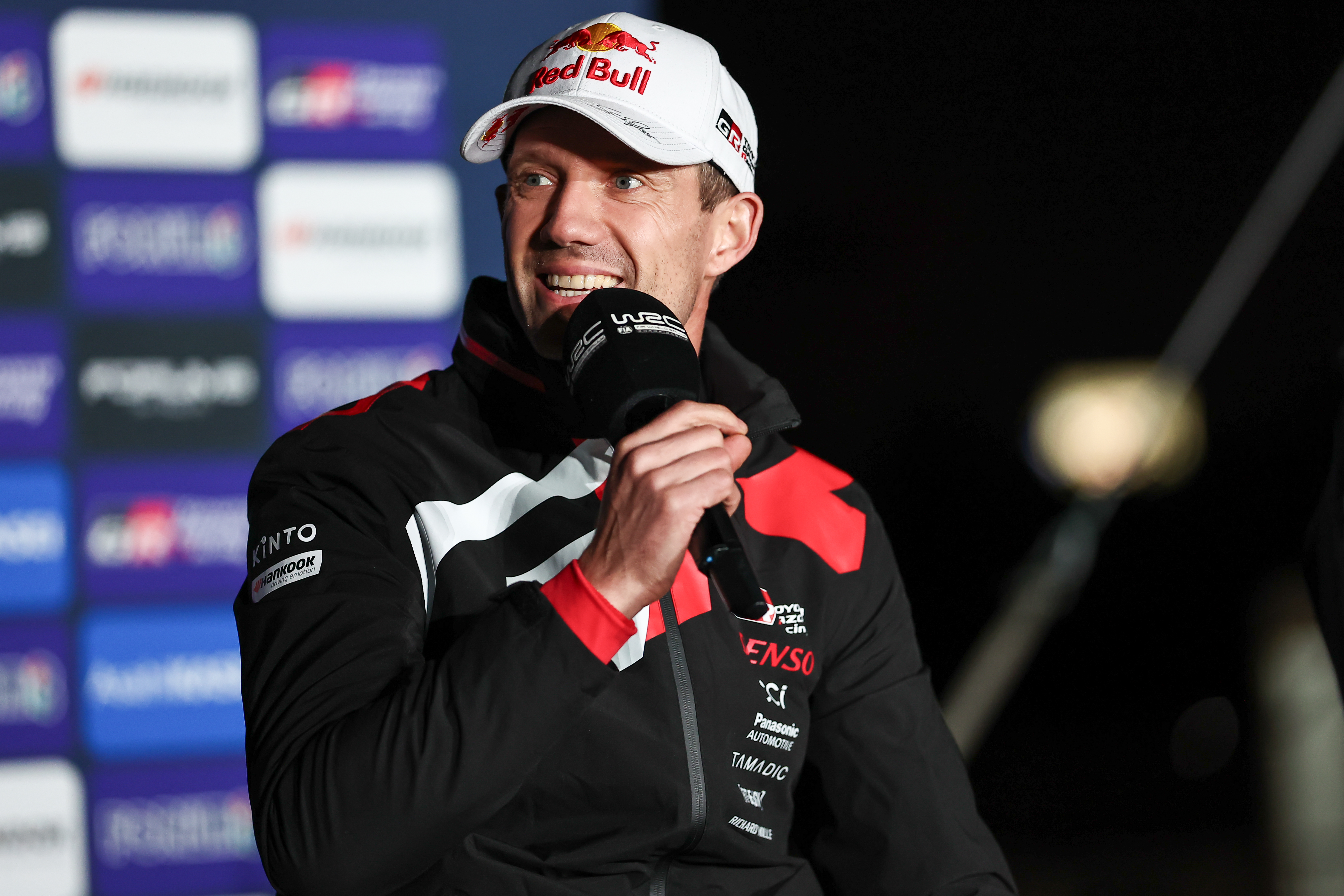 Sébastien Ogier en tęte du Rallye du Japon, bataille serrée pour le titre mondial