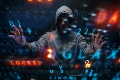 Rosjanin zatrzymany na lotnisku. Jest podejrzany o udział w grupie hakerskiej