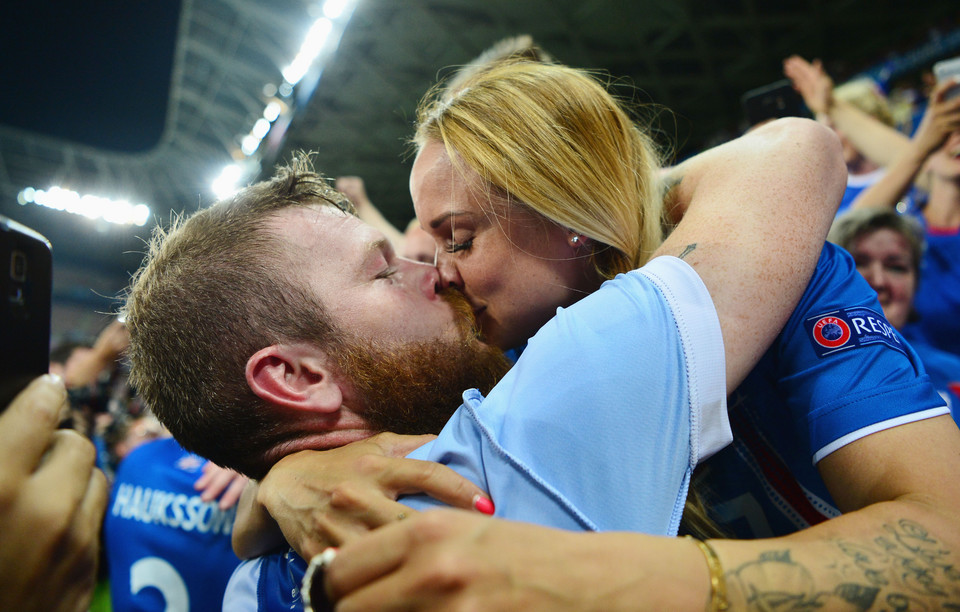 Aron Gunnarsson i Kris Jonasdottir