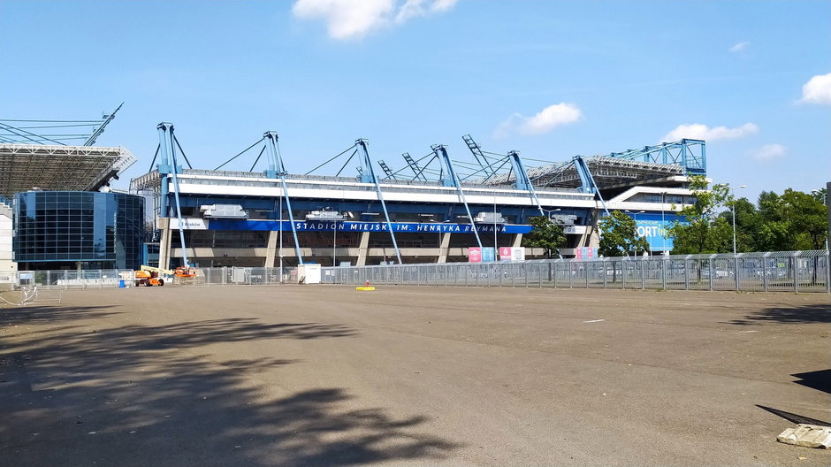 Stadion miejski im. Henryka Reymana.