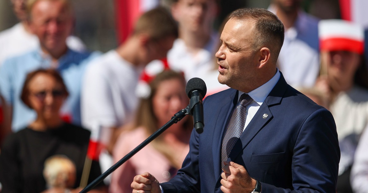 Zgrzyt w rocznicę Karola Nawrockiego. Przez konferencję PiS